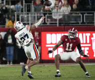 Alabama linebacker Jihaad Campbell is a likely first round pick in the 2025 draft. (Photo Credit: IMAGN)